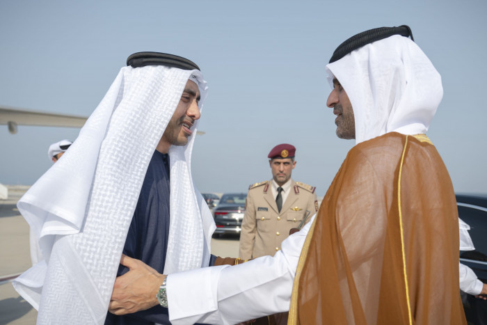 عبد الله بن زايد يقدم التعازي إلى أمير قطر في وفاة حمد بن خليفة آل ثاني عبد الله بن زايد يقدم التعازي إلى أمير قطر في وفاة حمد بن خليفة آل ثاني