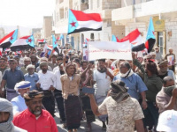 اصطفاف جماهيري جنوبي يتمسك بالثوابت وخلف المجلس الانتقالي لمواجهة التسويات المشبوهة