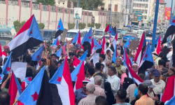 الطوفان الشعبي الجنوبي ينتفض في وجه الوصاية ويؤكد سيادة القرار الوطني
