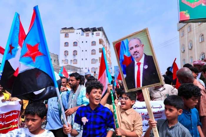 الاستنفار النقابي والشعبي في عدن.. الجنوب يصنع نضاله ويحمي قراره الاستنفار النقابي والشعبي في عدن.. الجنوب يصنع نضاله ويحمي قراره