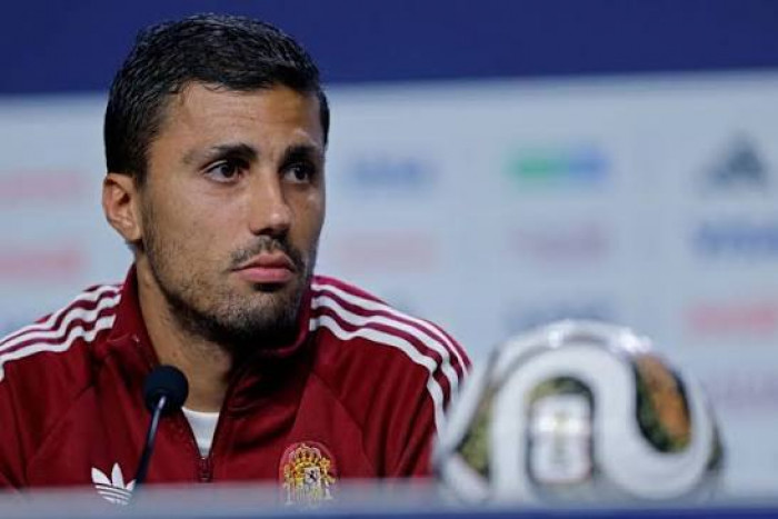 رودري يصعد من القاع ليقود إسبانيا للفوز بكأس العالم رودري يصعد من القاع ليقود إسبانيا للفوز بكأس العالم