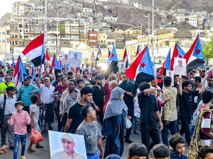 المطالب السبعة لنقابات عمال الجنوب.. خارطة طريق في مواجهة حرب الخدمات المطالب السبعة لنقابات عمال الجنوب.. خارطة طريق في مواجهة حرب الخدمات