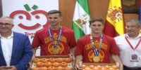 الطماطم تكافئ بطلي إسبانيا بعد التتويج بمونديال 2026
