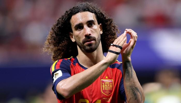كوكوريلا يفاجئ الجماهير بإطلالة جديدة بعد المونديال