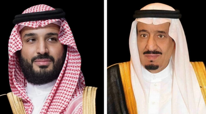 القيادة السعودية تعزي رئيس الجزائر في ضحايا انقلاب حافلة بـ«بومرداس» القيادة السعودية تعزي رئيس الجزائر في ضحايا انقلاب حافلة بـ«بومرداس»