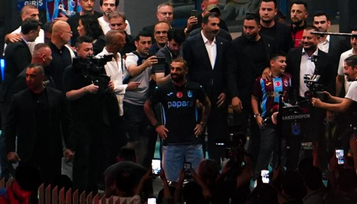 محمد صلاح: استقبال طرابزون فاق كل توقعاتي محمد صلاح: استقبال طرابزون فاق كل توقعاتي