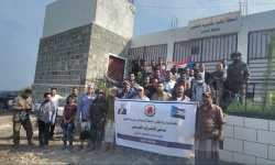 استمرار الإضراب الجزئي لليوم الثالث في الحصين وتلويح بالتصعيد