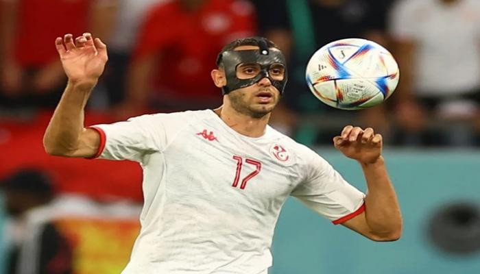إشبيلية يقترب من ضم إلياس السخيري بعد استبعاده إشبيلية يقترب من ضم إلياس السخيري بعد استبعاده
