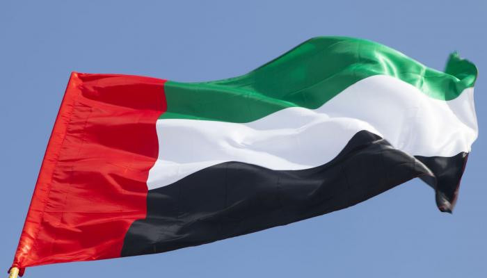 الإمارات تدين استهداف ناقلة لأدنوك وتطالب إيران بوقف الهجمات الإمارات تدين استهداف ناقلة لأدنوك وتطالب إيران بوقف الهجمات