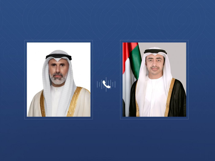 وزير الخارجية الإماراتي يتلقى اتصالاً هاتفياً من نظيره الكويتي وزير الخارجية الإماراتي يتلقى اتصالاً هاتفياً من نظيره الكويتي