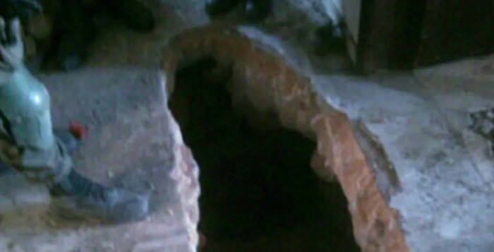 الجيش الإسرائيلي يعلن تدمير نفق أسلحة لحزب الله في جنوب لبنان الجيش الإسرائيلي يعلن تدمير نفق أسلحة لحزب الله في جنوب لبنان