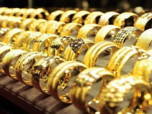أسعار الذهب اليوم الإثنين 10-8-2026 في اليمن