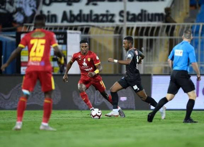 القادسية يقسو على الشباب 3-1 في افتتاح الدوري السعودي القادسية يقسو على الشباب 3-1 في افتتاح الدوري السعودي