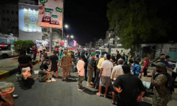 احتجاجات في كريتر وقطع الطرق رفضاً لتدهور الخدمات الأساسية