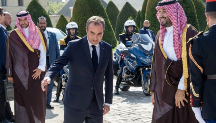 استقبال رسمي في باريس.. محمد بن سلمان يبدأ زيارة إلى فرنسا استقبال رسمي في باريس.. محمد بن سلمان يبدأ زيارة إلى فرنسا