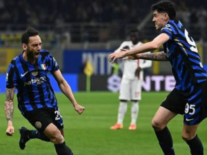 إنتر ميلان يحافظ على صدارة الدوري الإيطالي
