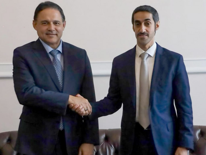 سفير الإمارات يلتقي رئيس الكونجرس الكولومبي
