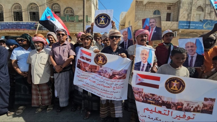رهانٌ على سراب.. لماذا تسقط سياسات التجويع والإنهاك أمام صلابة الشارع الجنوبي؟ رهانٌ على سراب.. لماذا تسقط سياسات التجويع والإنهاك أمام صلابة الشارع الجنوبي؟