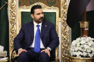 رئيس الوزراء العراقي يبدأ أول جولة أوروبية منذ توليه منصبه