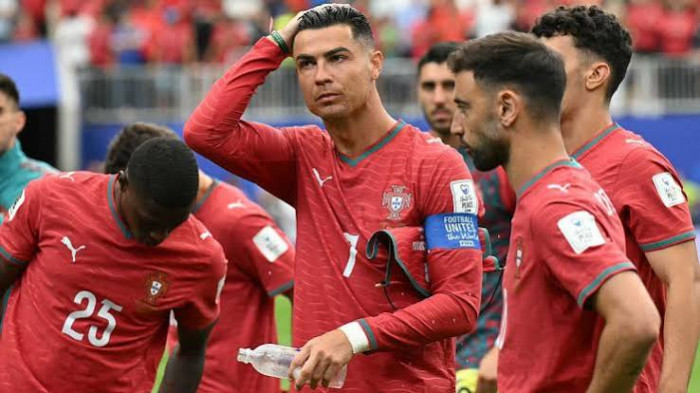 جيسوس يبدأ مشواره مع منتخب البرتغال بالإبقاء على رونالدو جيسوس يبدأ مشواره مع منتخب البرتغال بالإبقاء على رونالدو