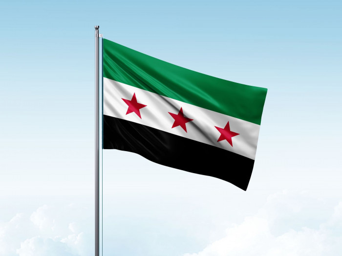 تفاصيل إصابة 4 أشخاص جراء انفجارات في موقع للجيش السوري تفاصيل إصابة 4 أشخاص جراء انفجارات في موقع للجيش السوري