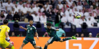 السعودية يهزم نظيره العماني بثلاثية نظيفة في خليجي 27 