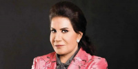 سعاد عبدالله تبكي على المسرح وتخطف الأنظار في "السور"