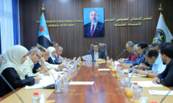 الانتقالي يبحث تحضيرات مليونية التعبئة ويندد بتجاوزات قوات الطوارئ