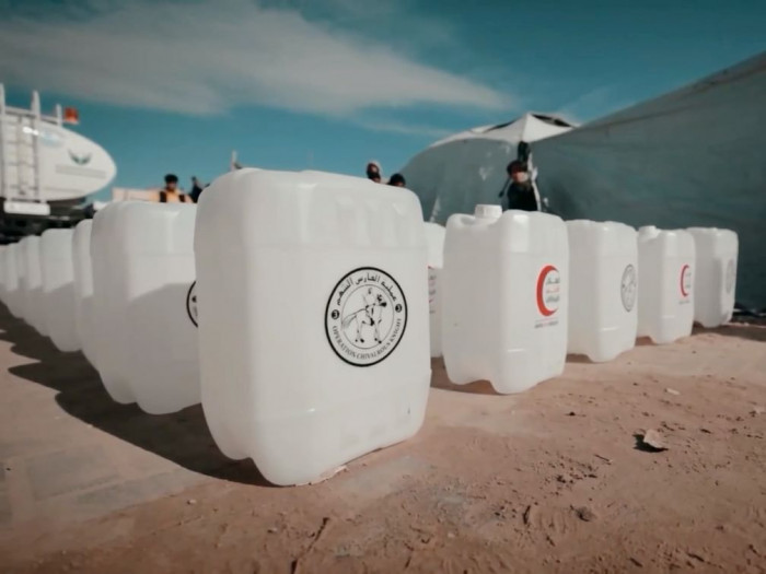 الإمارات تواصل دعم غزة بالمياه عبر "الفارس الشهم 3"