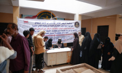 انتقالي عدن يدشن المخيم الطبي المجاني للعيون بمديرية المنصورة