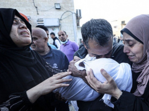 مقتل 3 فلسطينيين وإصابة آخرين بنيران إسرائيلية في قطاع غزة