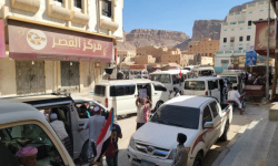 موكب أبناء القطن ينطلق نحو سيئون للمشاركة في مليونية التعبئة