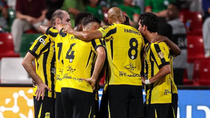 الاتحاد يهزم الاتفاق 4-1 والقادسية يفوز بصعوبة على التعاون الاتحاد يهزم الاتفاق 4-1 والقادسية يفوز بصعوبة على التعاون