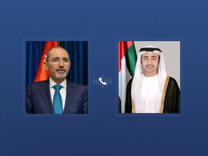 عبدالله بن زايد يجري اتصالاً هاتفياً مع ووزير الخارجية الأردني