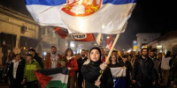 الحراك الطلابي في صربيا يحقق فوزًا تاريخيًا في الانتخابات التشريعية