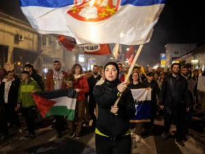 الحراك الطلابي في صربيا يحقق فوزًا تاريخيًا في الانتخابات التشريعية