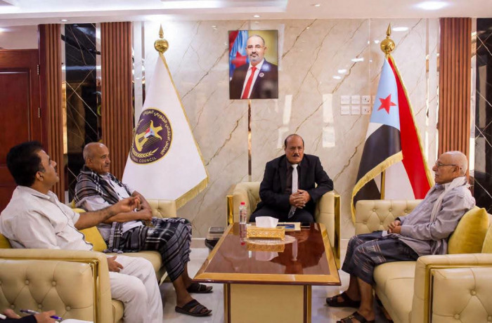 هرهرة يلتقي مهدي لبحث الأوضاع بالضالع والمضاربة هرهرة يلتقي مهدي لبحث الأوضاع بالضالع والمضاربة